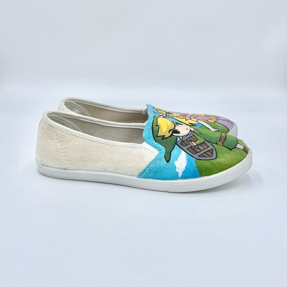 RARE Legend of Zelda Wind Waker Custom Painted Canvas Slip On Shoes Women’s Sz 8 - Picture 2 of 14